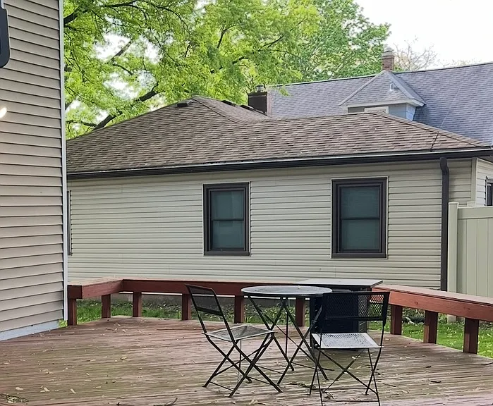 516 Hendee St #A — Photo 4