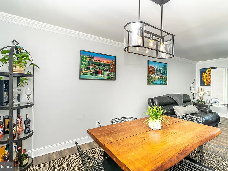 251 Fir Tree Ct — Photo 10