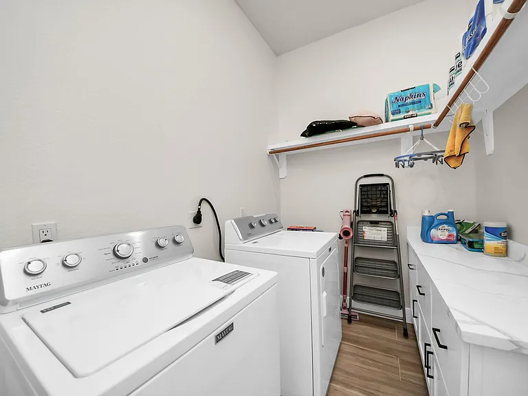 8420A Lanewood Dr — Photo 15