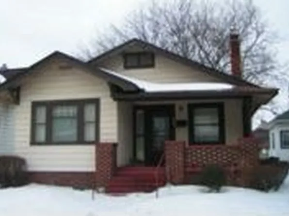 809 N Mulberry St, Muncie, IN 47305