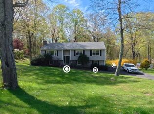 142 Eramo Ter, Hamden, CT 06518