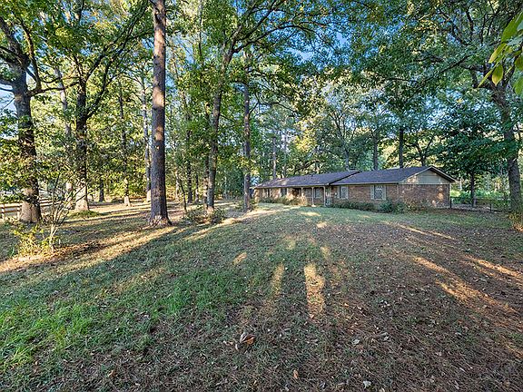 4th image of 3515 Buchanan Loop Rd