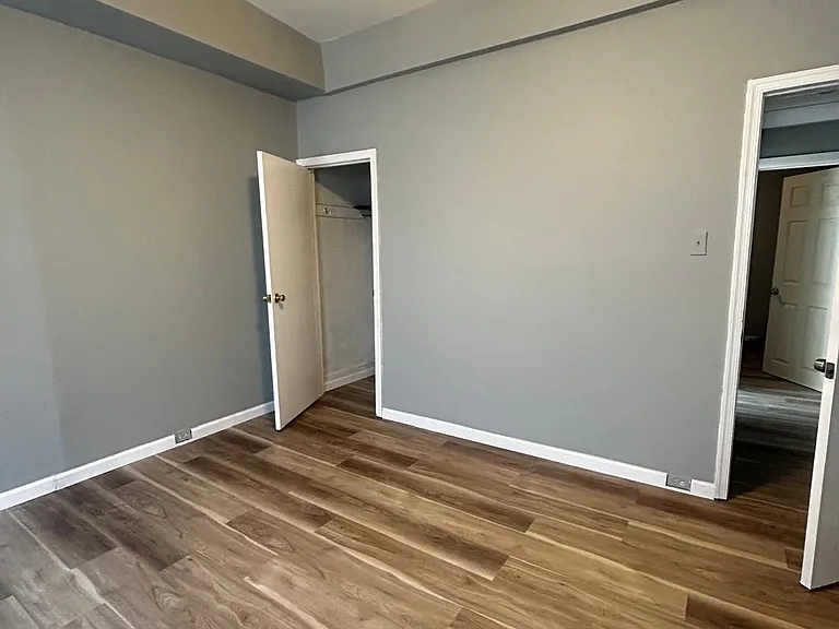1345 S Corlies St — Photo 4