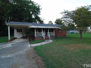 202 Johnson Dr, Clayton, NC 27520