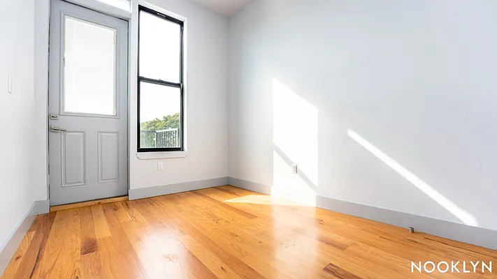 Rented by Nooklyn NYC LLC | media 28