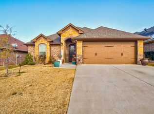 237 Jacinth Ln, Granbury, TX 76049