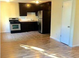 6035 Main St NE APT 3, Minneapolis, MN 55432