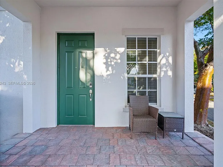 9243 SW 170th Ave — Photo 3