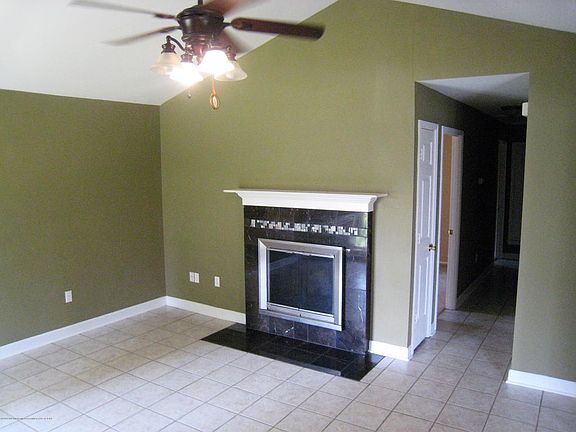 3rd image of 10052 Palmer Dr