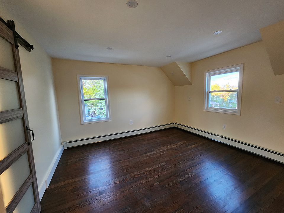 There'd bedroom