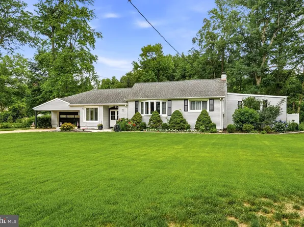 1405 Orchard Ln, Cherry Hill, NJ 08002