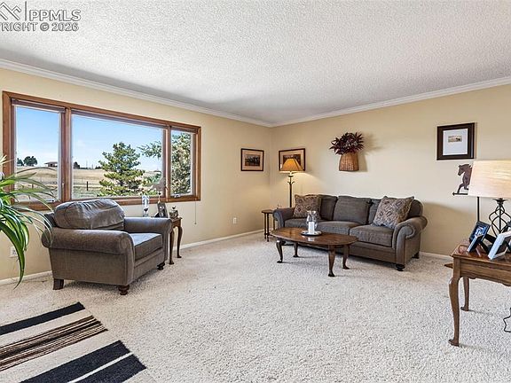 3rd image of 12360 Mesa View Rd