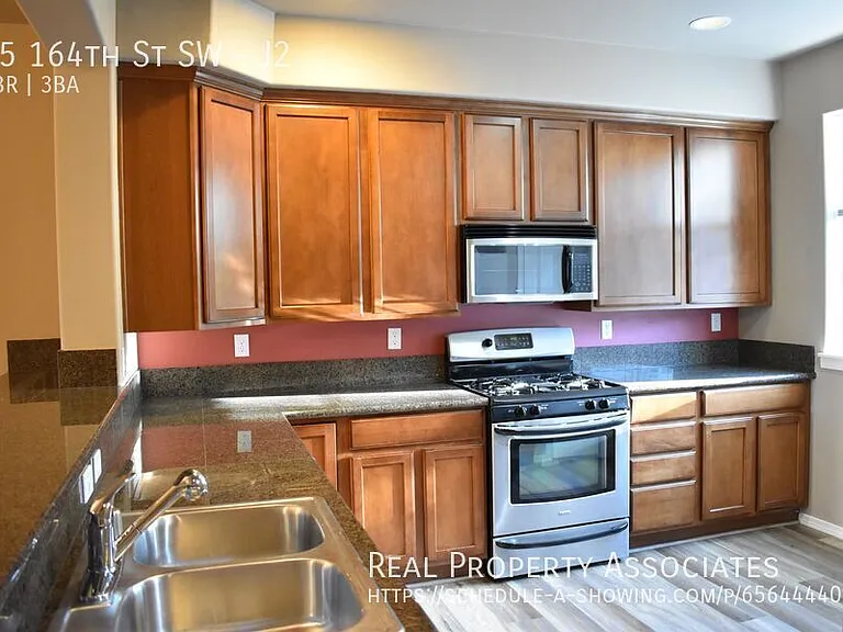 15 164th St SW #J2 — Photo 7