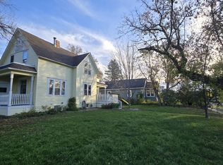 902 2nd St NE, Minot, ND 58703