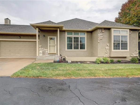 15674 S Hillside St Unit 1102, Olathe, KS 66062