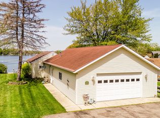 8287 Pokagon Rd, Watervliet, MI 49098