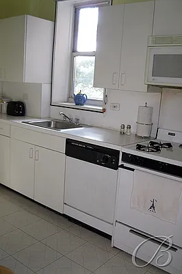 Sold by Bellmarc Realty | media 30