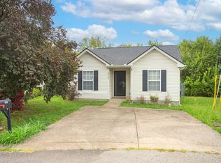 517 Longleaf Ct, Nashville, TN 37207