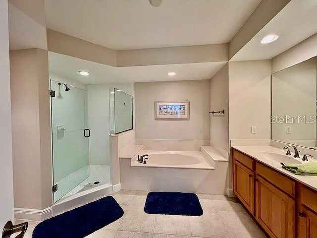 3313 Sunset Key Cir #203 — Photo 19