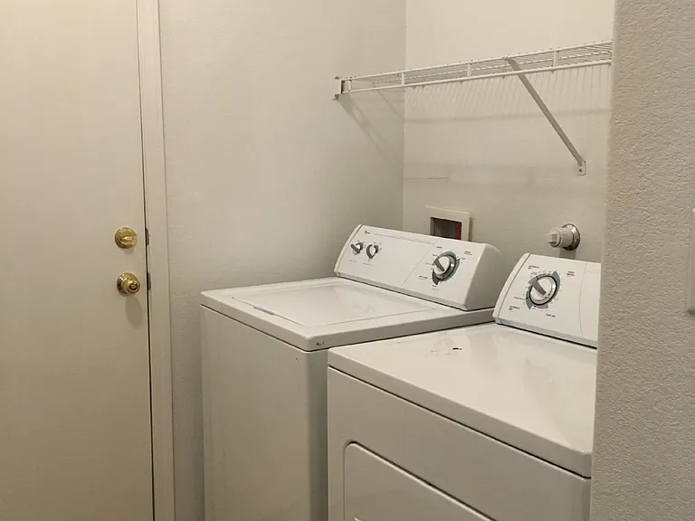 5519 Fence Lake Dr NE — Photo 18
