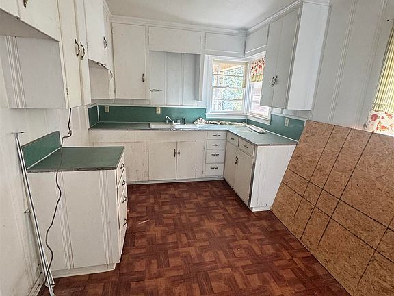 5th image of 1516 Maul Rd