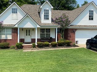 212 Rosiland Way, Millington, TN 38053