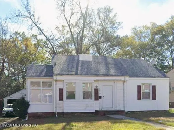 1215 Lawnview Pl, Jackson, MS 39203