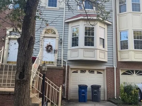 14053 Winding Ridge Ln, Centreville, VA 20121