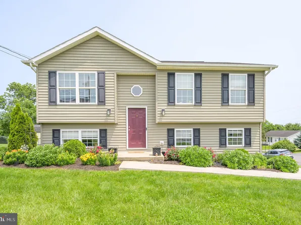 262 Corvette Dr, Martinsburg, WV 25405