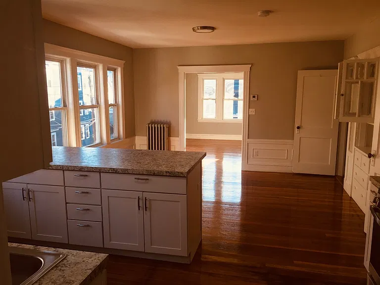 52 Boylston St #3R — Photo 16