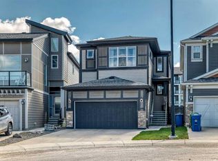 39 Sage Bluff Mews NW, Calgary, AB T3R0X5