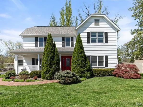 801 Bowles Ave, Fenton, MO 63026