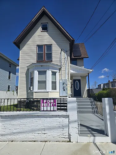 141 Hicks St Photo 1