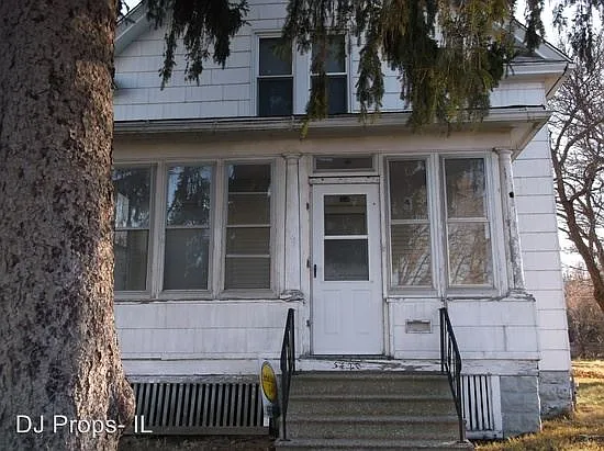5420 3rd Ave photo 1