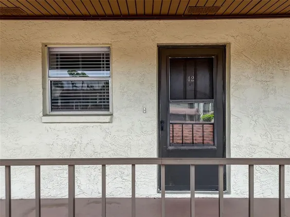 1100 E Bay Dr APT 42, Largo, FL 33770