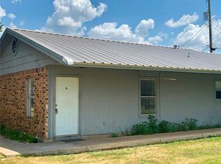 212 Monterrey St #B, Elgin, TX 78621