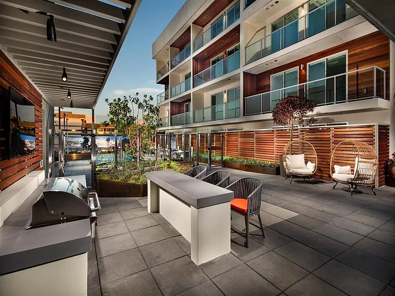 grilling area