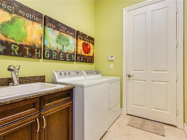 6215 Brunello Ln — Photo 19