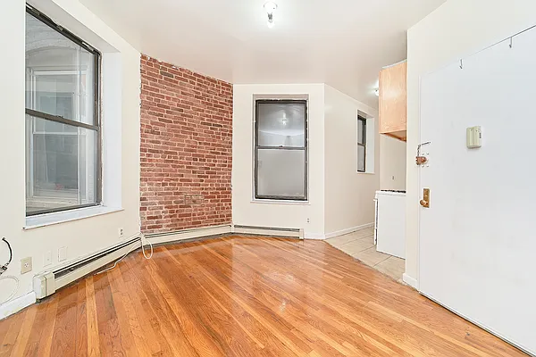 Rented by Living New York | media 1