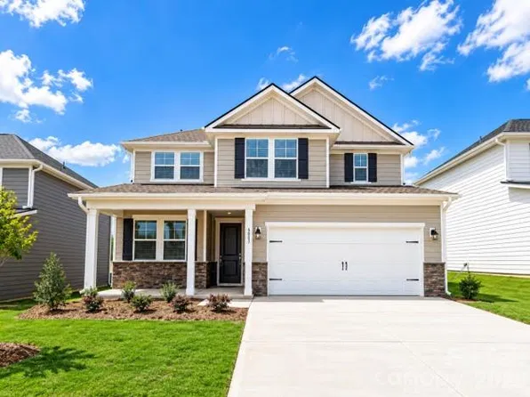 5007 Twin River Dr, Denver, NC 28037