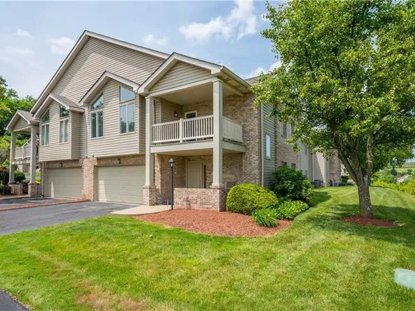 9704 Sundance Dr, Bridgeville, PA 15017