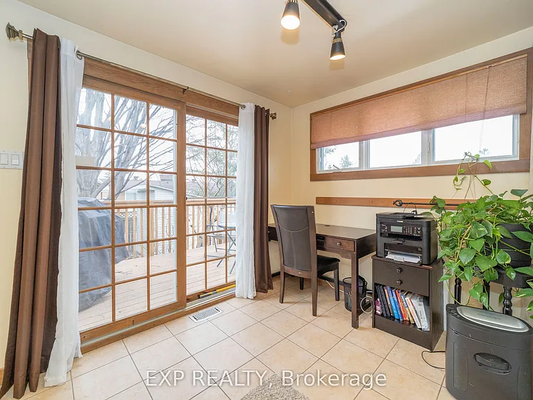 21 Southview Cres — Photo 14