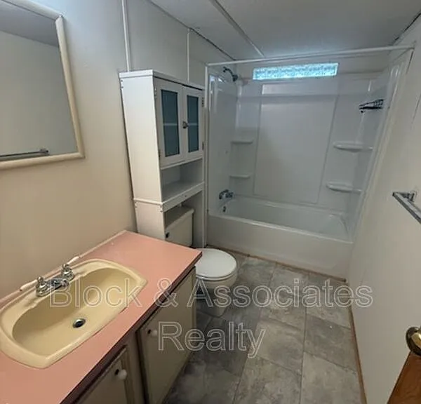 530 Springdale Dr #30 — Photo 6
