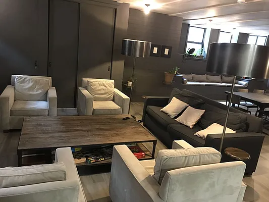 Rented by Really NY LLC | media 105