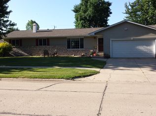 265 E Sesame St, Garner, IA 50438