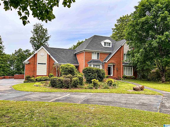 2nd image of 714 Hillyer High Rd