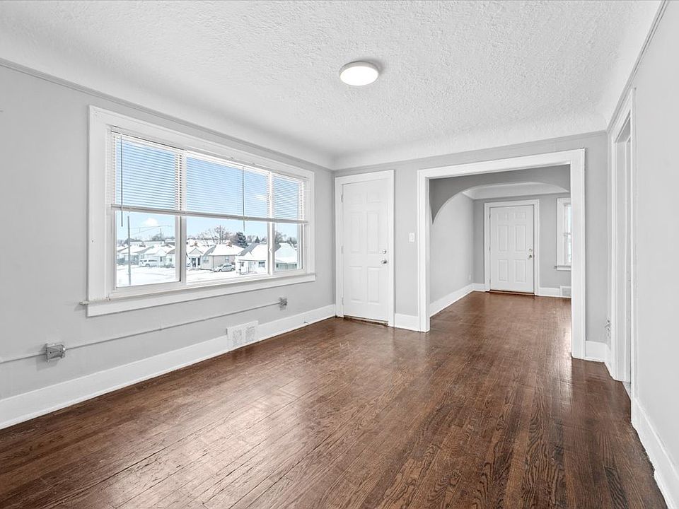 1st image of 617 Cleophus Pkwy APT 2