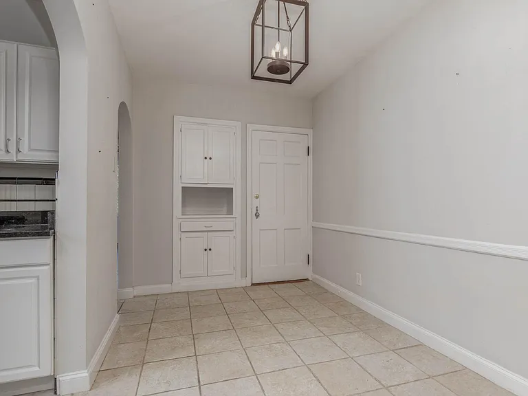 7535 Oxford Dr E #1W — Photo 5