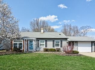 106 E Briarwood Dr, Streamwood, IL