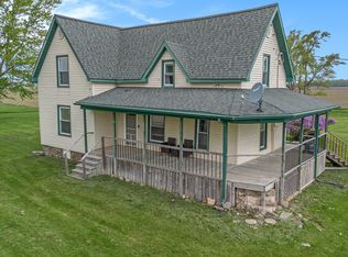 7917 E Harrison Rd, Breckenridge, MI 48615